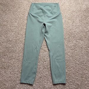 Lululemon Wunder Train High-Rise Tight